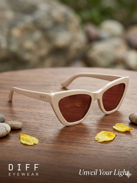 Diff Eyewear Accessories - DIFF Eyewear Women's Camila 55mm Cat Eye Almond Sunglasses